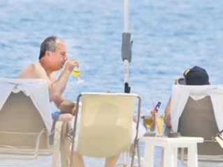 Muammer İnce Ortaya Çıktı!