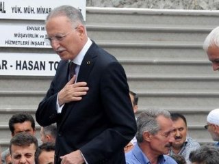 İhsanoğlu Genç Bir Vatandaşla Tartıştı