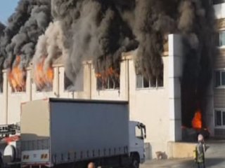 Kimyasal Üretim Fabrikasında Yangın