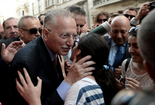 Hak ve Hukukun Bekçisiyim