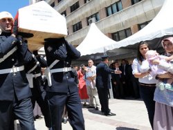 Şehit polise son veda