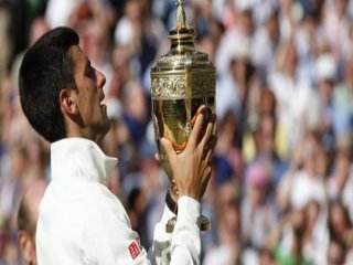 Wimbledon'da Zafer Djokovic'in!