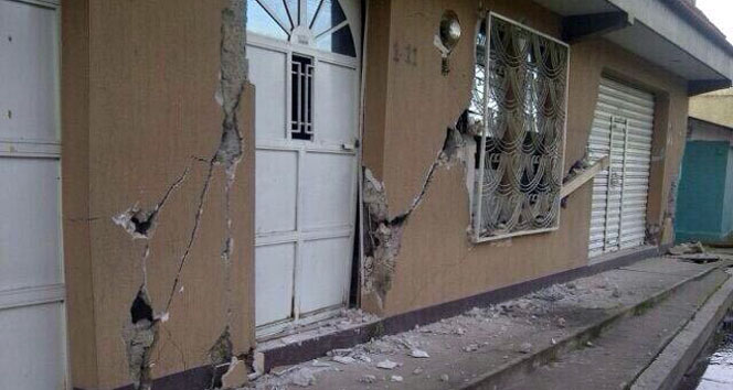 Guatemala’da Deprem