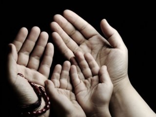 İslam Dini  Reytinge Alet Edilemez