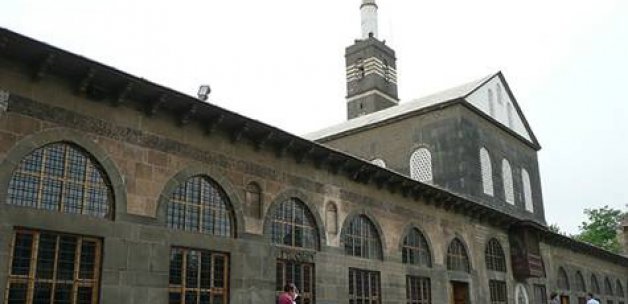 Valilikten İlahili Tanıtım