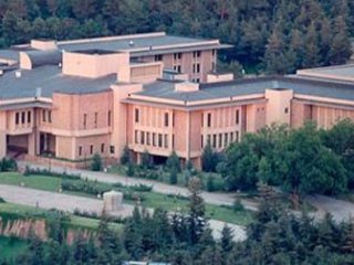 Öyle Bir Ayrıntı Var Ki..