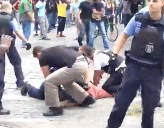 Almanya'da Polis Şiddeti