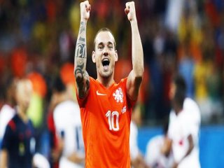 Fransız Devi Sneijder'e İstedi! Sürpriz Takas...