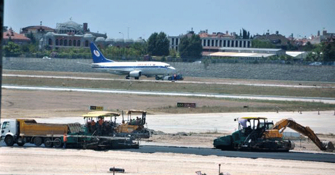 Atatürk Havalimanı'nda Faciadan Dönüldü!