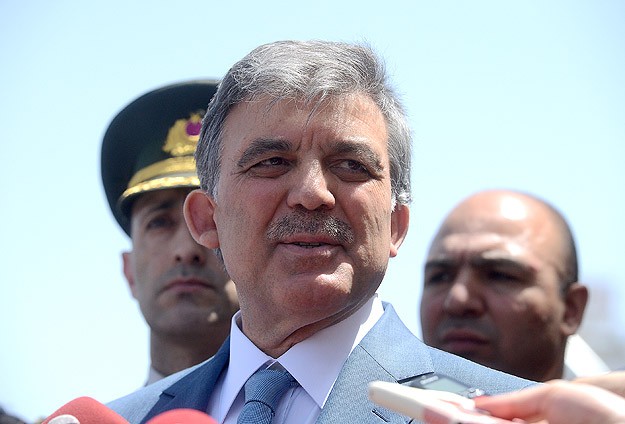 İsrail Gazze’ye Hava Saldırılarını Durdurmalı