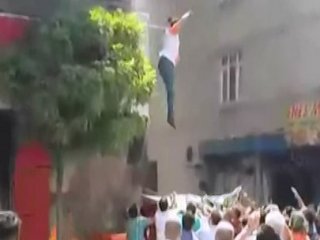 8 Aylık Hamile Kadın Balkondan Böyle Atladı
