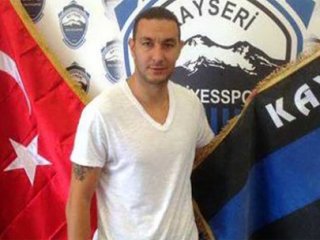 Necati Ateş'ten 2 Yıllık İmza!