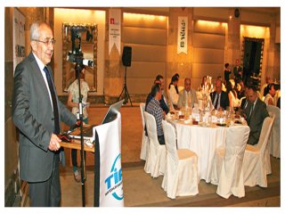 Ekrem: 77 Milyonu Korkutamazlar