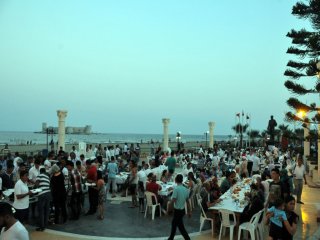 Kızkalesi'nde İftar