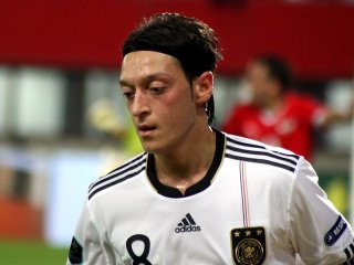 Mesut Özil Türkiye'yi Unutmadı