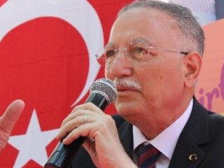 İhsanoğlu AK Parti'yi Eleştirdi