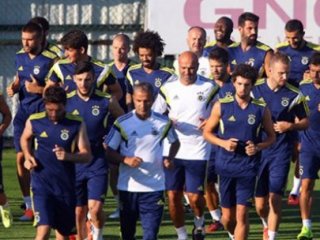 Şampiyon Fenerbahçe Sahaya İndi!