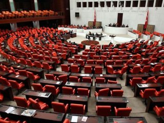 Yüzbinlerce Memurun Gözü Kulağı TBMM'de