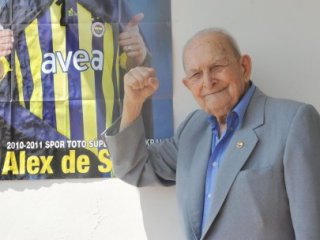 Fenerbahçe'nin Eski Başkanı Hayatını Kaybetti