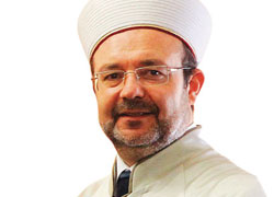 Görmez: Miraç'tan alacağımız çok şeyler var