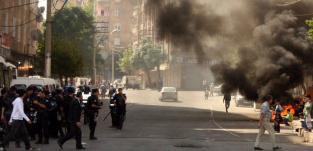 Diyarbakır Savaş Alanına Döndü