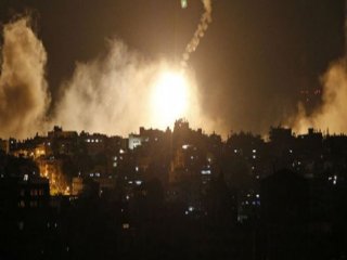 İsrail Zehirli Gazla Saldırıyor