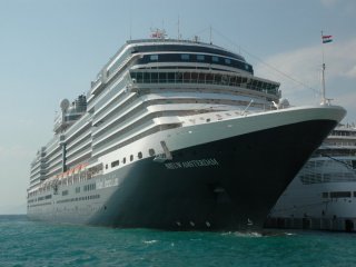 Kuşadası’nda Turist Bereketi