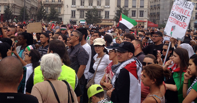 Lyon'da Filistin İçin Gösteri Yapıldı