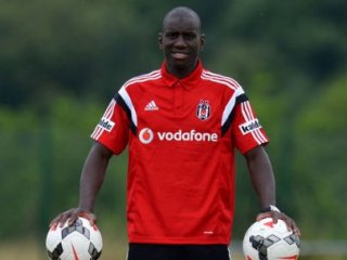 Demba Ba'dan İslam Dünyasına Çağrı!
