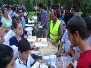 Hatay'da “Kardeşlik Sofrası” Kuruldu