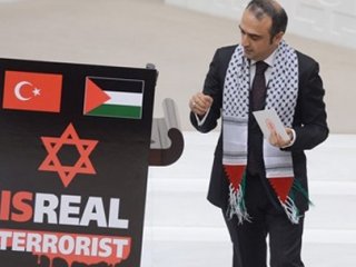 TBMM'de İsrail'e Pankartlı Protesto