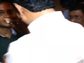 O Milletvekili Vatandaşın Zorla Orucunu Bozmaya Çalıştı