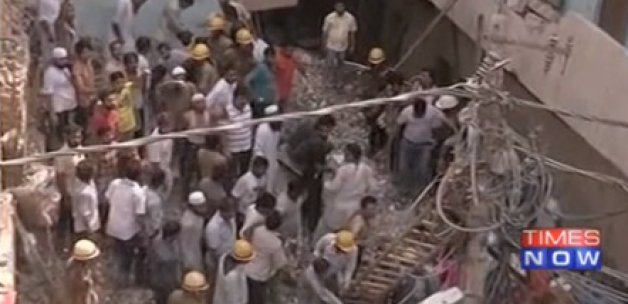 Okul Servisine Tren Çarptı: 20 Ölü