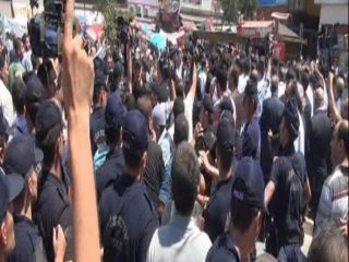 İhsanoğlu Cami Çıkışı Yuhalandı!