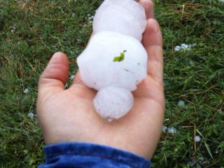 Sakarya'da Dolu Yağışı Zarara Yol Açtı