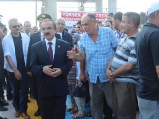 Vali Çoş Bakakaldı