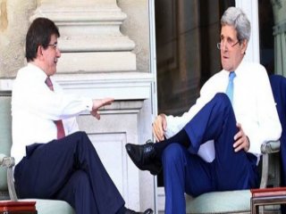 'Tartışılan Oturuşa' Cevap Gibi Fotoğraf