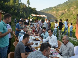 Yüz Yıllık Bayram Geleneği