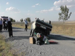 Otomobil Takla Attı: 6 Yaralı