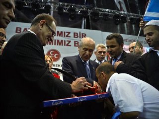 "İstanbul'un Yeniden Fethi Lazım"