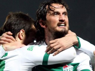 Tuncay Şanlı Yeni Takımına İmzayı Attı
