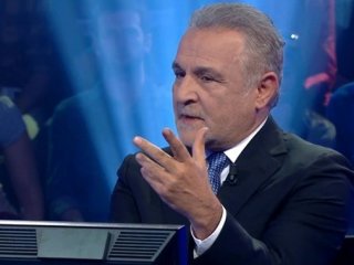 Tekerlekli Sandalyede Saatlerce...