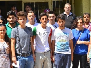 Okulun Hatası 70 Öğrenciyi Yaktı!