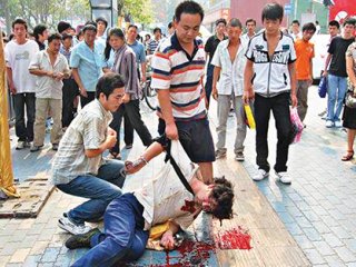 Doğu Türkistan’da Kızıl Çin Vahşeti