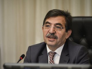 Bakan Güllüce'den Köşk Tahmini