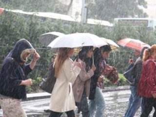 Meteoroloji'den Üç İle Kuvvetli Yağış Uyarısı