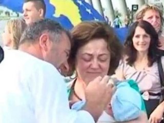 55 yıl Sonra Anne Oldu