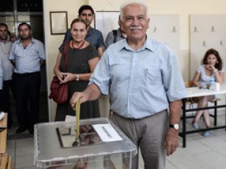 Oyunun Rengini Belli Etti!