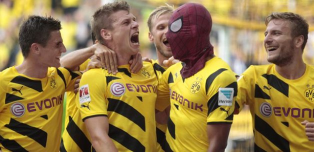 Dortmund Bayern'i yıktı geçti!