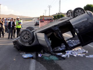 Sigara Kaçakçıları, Polisle Kavga Etti!